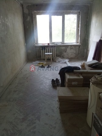 Продається квартира на 12 кварталі під ремонт - фото 1
