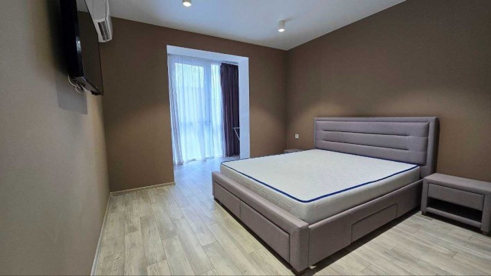 Продам квартиру с ремонтом  Жк Ривер Парк - фото 1