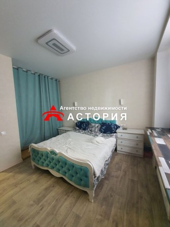 Продаж повнометражної 3-кімнатної квартири. - фото 1