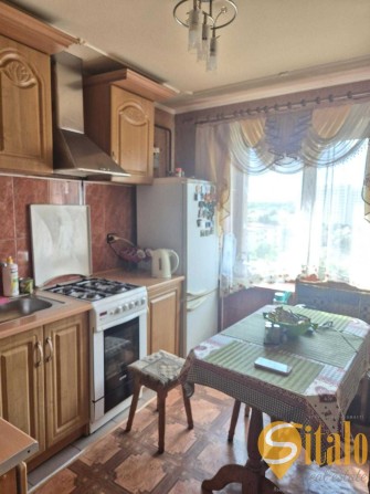 Продаж 4 кімнатної квартири, вулиця Медової Печери - фото 1