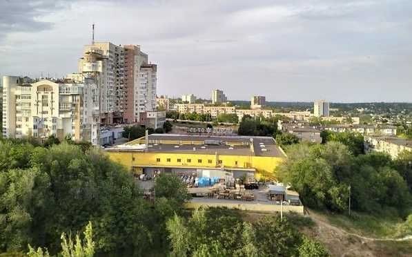 Продам 1 ком. кв-ру в центре, ул. Патриотическая на 10/13 - фото 1