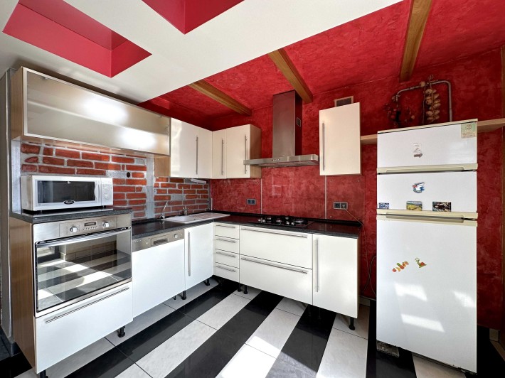 Продаж просторої 2-во рівневої квартири 106 кв.м  по вул.  Під Голоско - фото 1