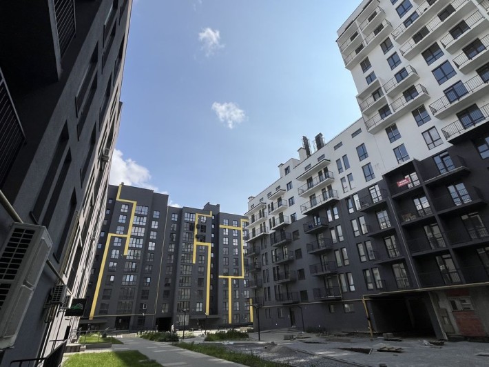 Новобудова 52кв.м 1-кім квартира кухня-студія вул. Залізнична Шевченка - фото 1
