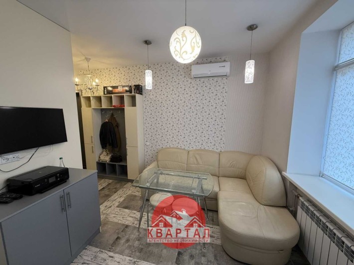 Продается 1 комн. квартира 45 кв. метров на Б. Шевченка с капремонтом - фото 1