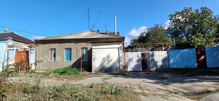 Дом ,ул.Б.Морская, 3 ком. 77 кв.м, 19990т. - фото 1