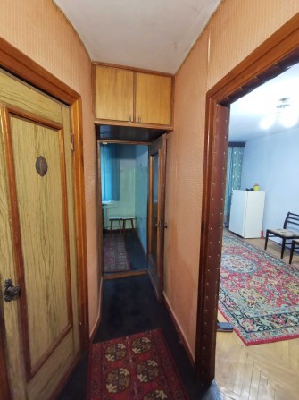 Продам 1-но комнатную квартиру в центре - фото 1