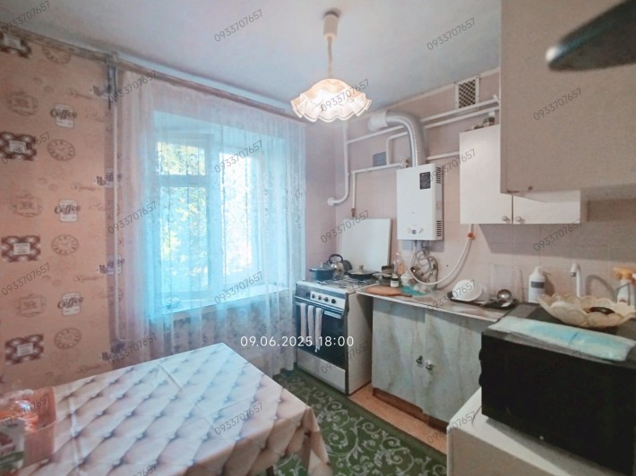 Срочная продажа хорошей 2х ком.квартиры в Лесках - фото 1