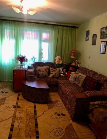 Продаж 3 кімнатної квартири р-н  Шкільний - фото 1