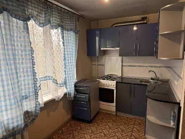 Продается 1 ком квартира в районе Малого рынка 4/9 - фото 1