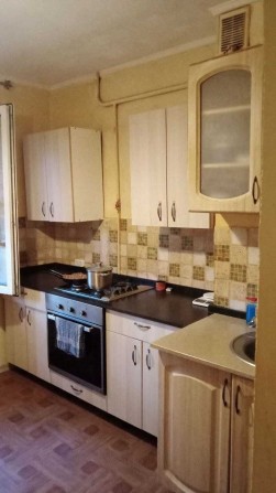 Продам 1 комн. квартиру на ул.Десантный бульвар/Крымская - фото 1