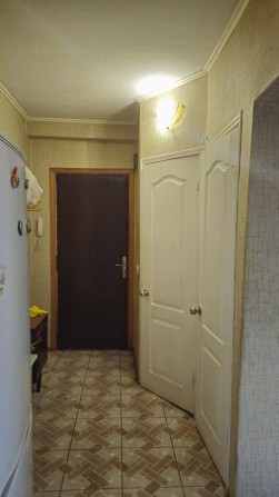 Продам 3-х комнатную квартиру - фото 1