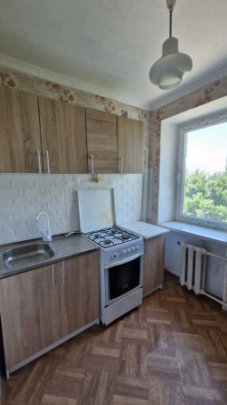 ТЕРМІНОВО! 1-кімнатна малогабаритна квартира з ремонтом - фото 1