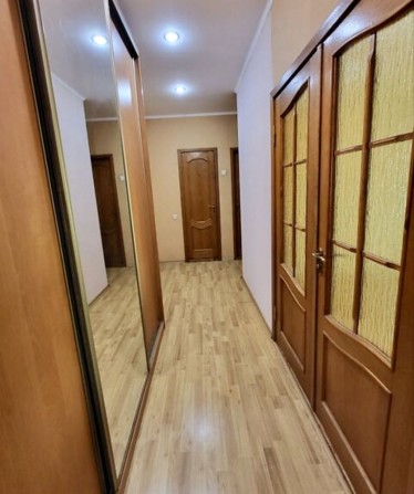 Продам 2 ком квартиру Бульвар Центральный - фото 1