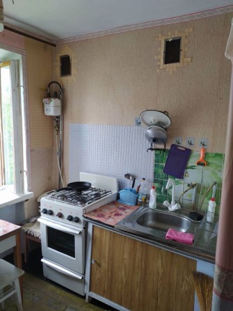Продаю 2 х к квартиру ул. Китобоев недорого - фото 1