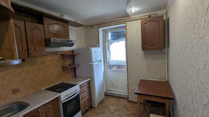 Продам 3-х ком. квартиру на Черемушках. Высотный кирпичный дом. - фото 1