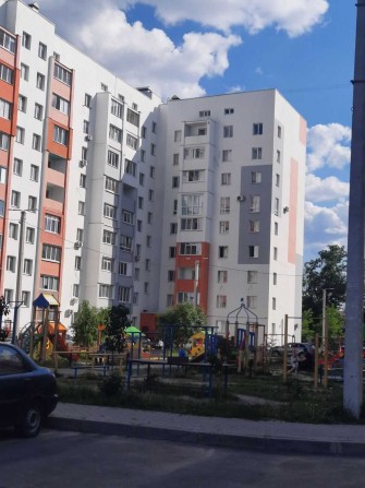 Продам 2-х комнатную квартиру 4/9 ЖК Мира 1 под отделку - фото 1