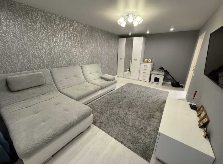 Продам 2к квартиру , р-н Журавлевка улица Вологодская (85888) - фото 1