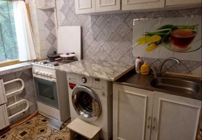 У продажу 2 кімнатна квартира поруч з метро Студентська - фото 1