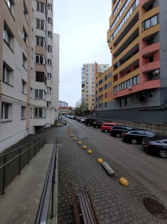 Продаж без комісії! 2кім 70м 3/9ц Під Голоском 0-цикл 90т не кутова - фото 1