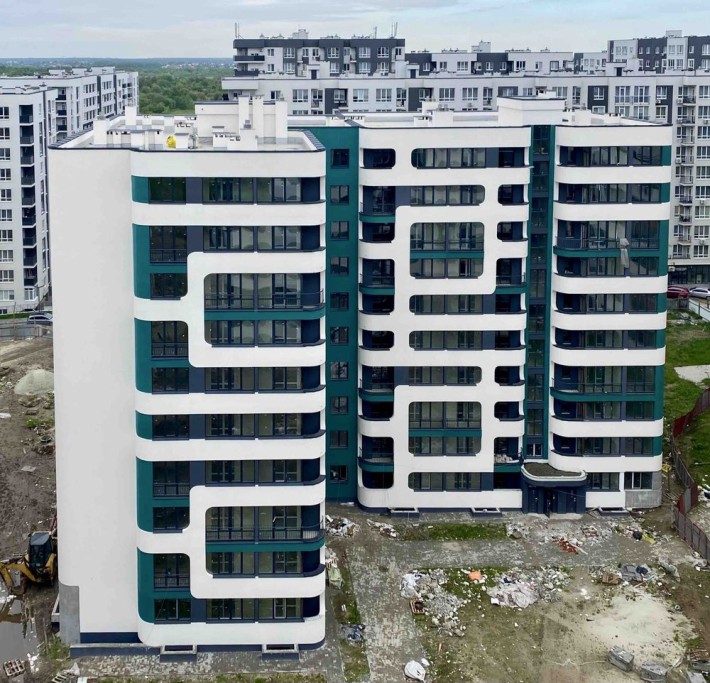 Терміновий продаж 2 кімн. квартири з кухнею-вітальнею на 20кв. - фото 1