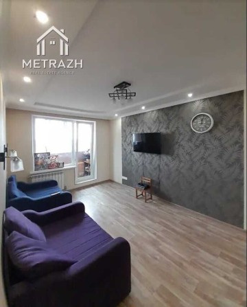 Продам 2 к. квартиру Гагарина Аэрокосмический метро Спортивная ремонт - фото 1