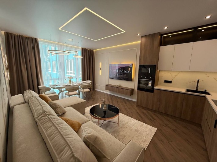 VIP -90 метров. Ремонт -никто не жил. Мебель. жк Омега -пл. Толбухина - фото 1