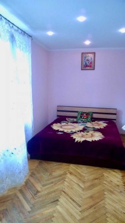Продаж 2 кімнатної квартири по вул. Комарова(Братів Дужих) - фото 1