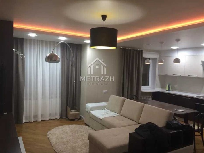 Продам 3к квартиру в ЖК Дом с Ротондами  на Сухумской 11 - фото 1