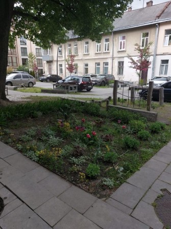 Продаж 2 кім + кухня студіо вул Ярослава Мудрого - фото 1