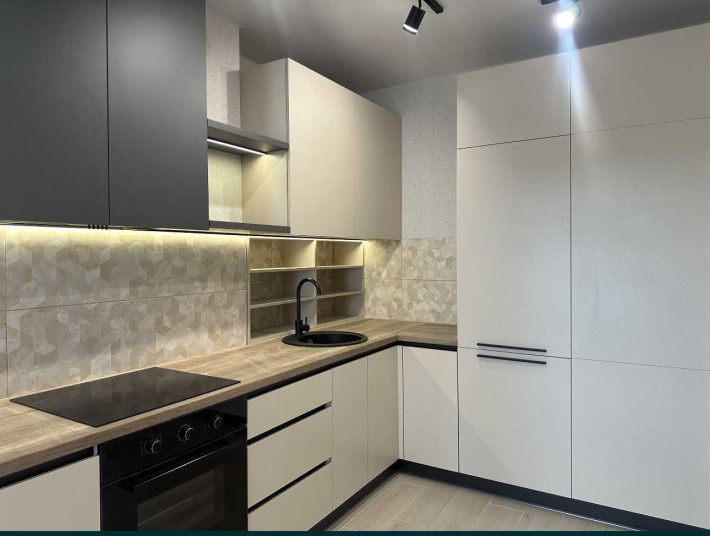 ЖК Мира 3  2к квартира 58 м2 с новым ремонтом - фото 1