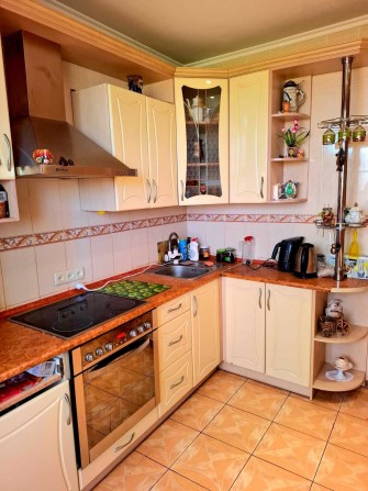 Продажа 3 к.кв. в п.Жуковского - фото 1