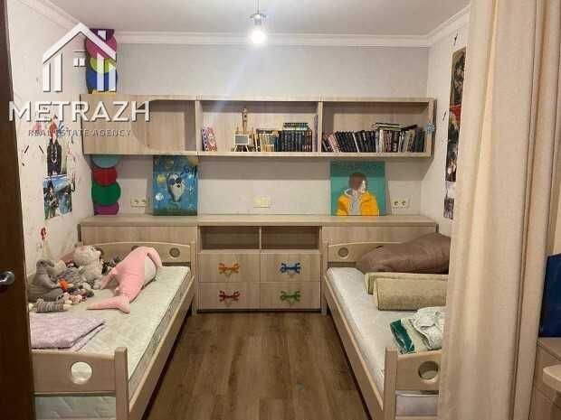 Продам 4к квартиру ,проспект Людвига Свободы - фото 1