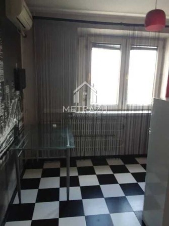 Продам 2к квартиру улица Сергеевская 8а - фото 1