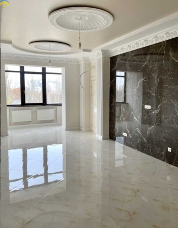 Продам 3х комнатную квартиру евроремонт/Армейская/Фонтан/Приморский - фото 1