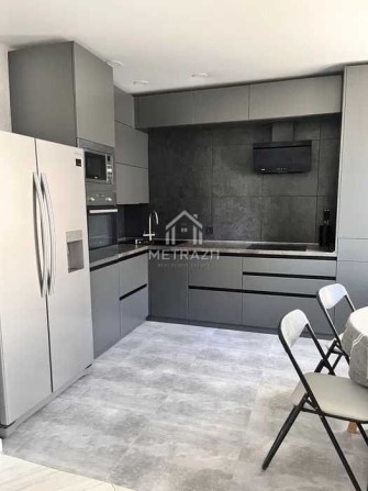 21596 Продам 2 комнатную квартиру на Победы! - фото 1