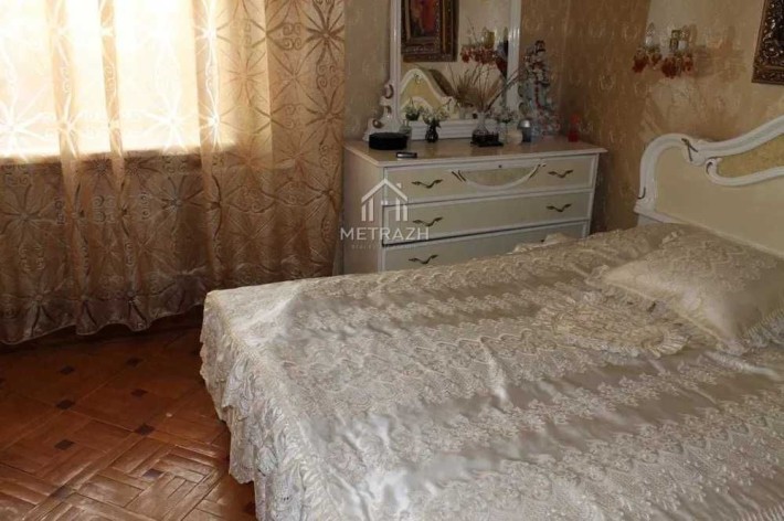 Продам 2к кв на просп. Гагарина 52 (Аэрокосмический) ,Левада , - фото 1