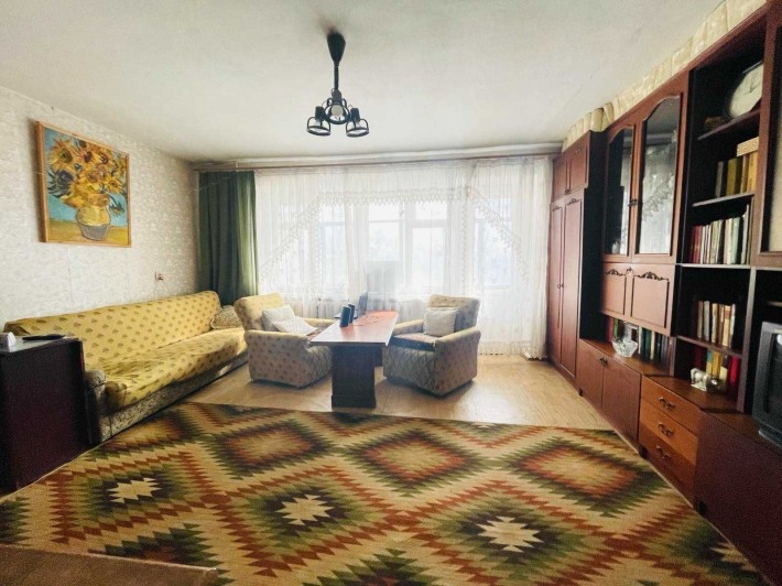 Крупногабаритная 1 кк, проспект Центральный. 48 метров. Дом художника - фото 1