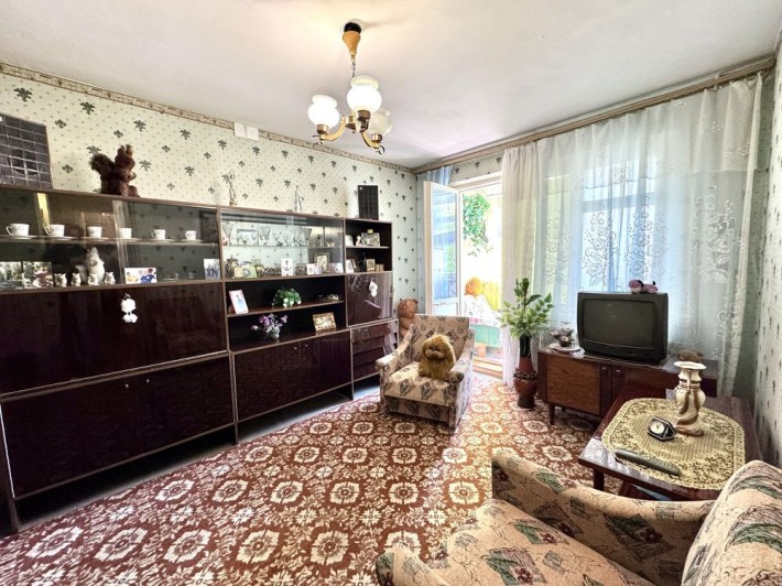 Продаю 2к квартиру біля ринку Баштанський. ц1 - фото 1