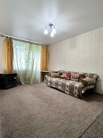 Продам 1 к. квартиру Гв. Широнинцев м. Студенческая - фото 1