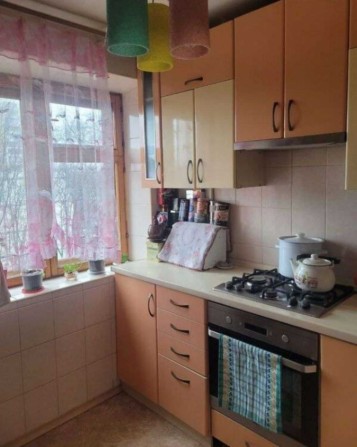 Продам 2 комнатную квартиру 44 м2 возле метро 23 Августа,пр. Науки VI - фото 1