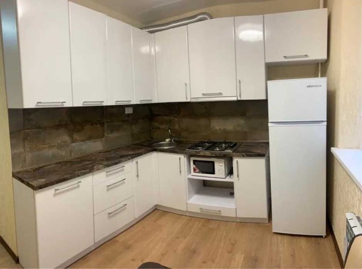 Продам КЛАССНУЮ 2-х к.квартиру ул. Космическая. ЕВРОРЕМОНТ. - фото 1