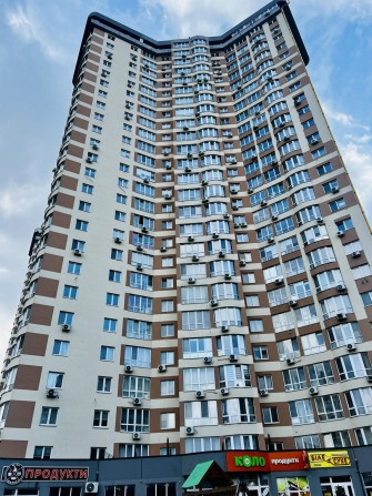 Без% Продам видову 2к квартиру ЖК "Family аnd Friends", вул. Новопольова 2, Соломенский р-н - фото 1