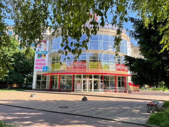Оренда торгівельних площ на "Зарічному" Кривий Ріг