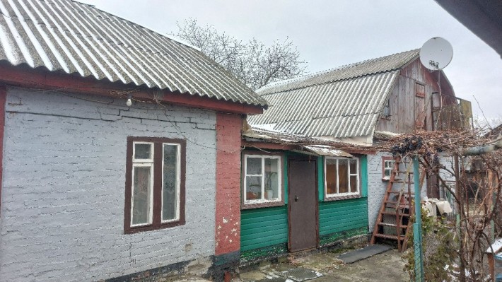Срочно  !  продам  большой  дом в городе ! - фото 1