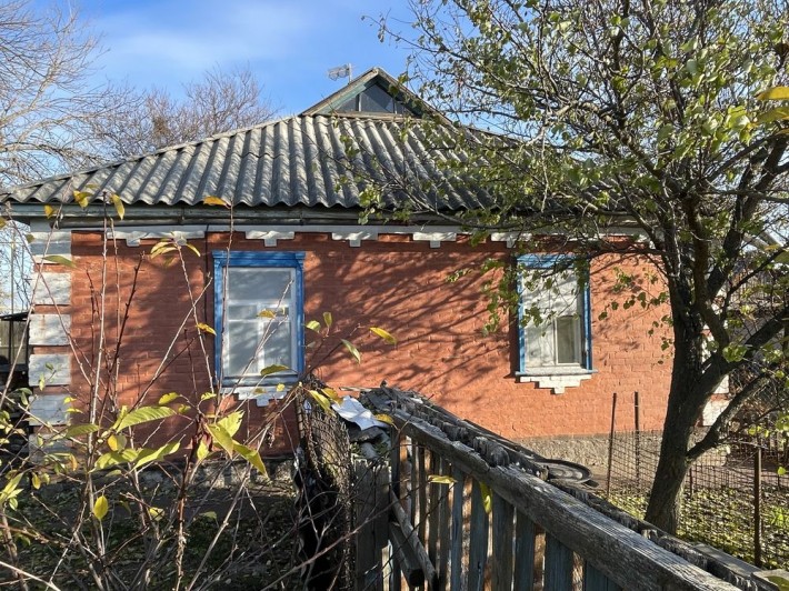 Продам Будинок з земельною ділянкою - фото 1