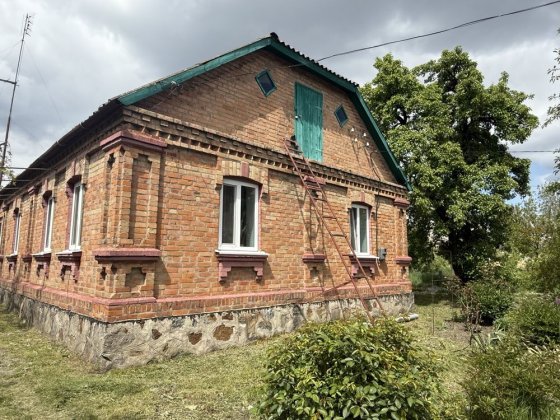 Продаж будинку + 30 соток Бердичів