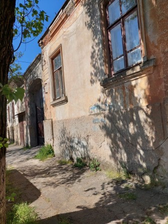 Продам частину румунського особняка по вул.Михайлівська - фото 1