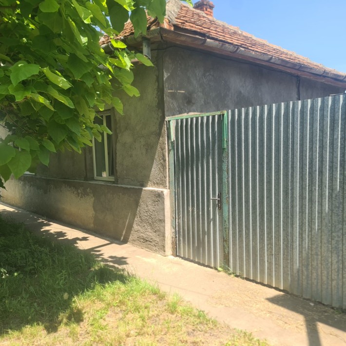 Продається компактний будинок в м.Берегове - фото 1