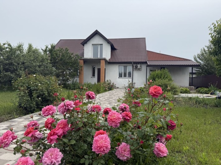 Продаж цегляного будинку. Васильків. - фото 1
