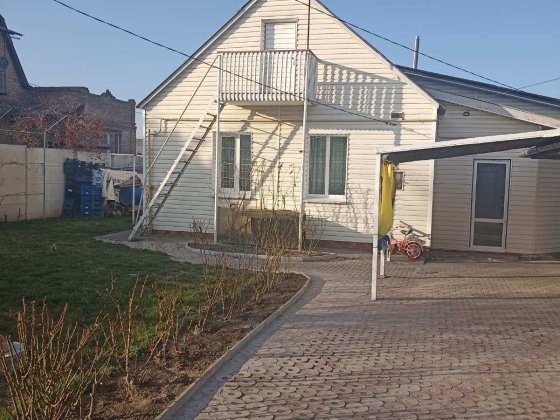 Тарасівка, будинок на 2 ОКРЕМІ ВХОДИ, 13 сот.всі КОМУНІКАЦІЇ,жилий Боярка